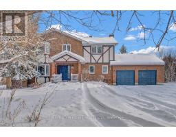 109 HUNTLEY MANOR DRIVE, Ottawa, Ontario