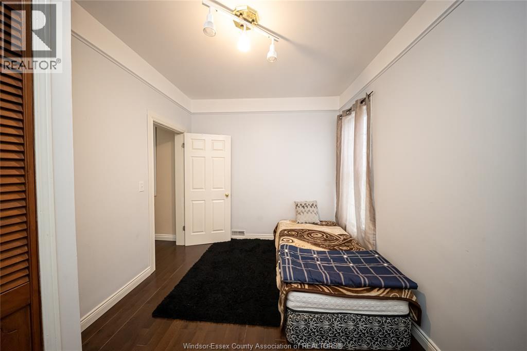 894 University Avenue, Windsor, Ontario  N9A 2Z9 - Photo 30 - 26002049