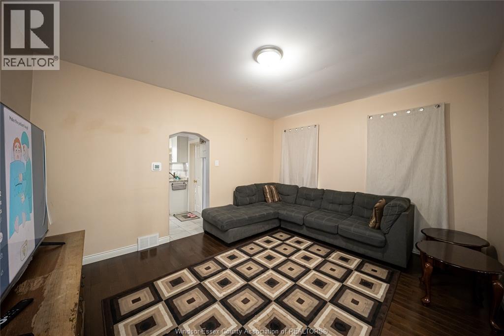 894 University Avenue, Windsor, Ontario  N9A 2Z9 - Photo 6 - 26002049