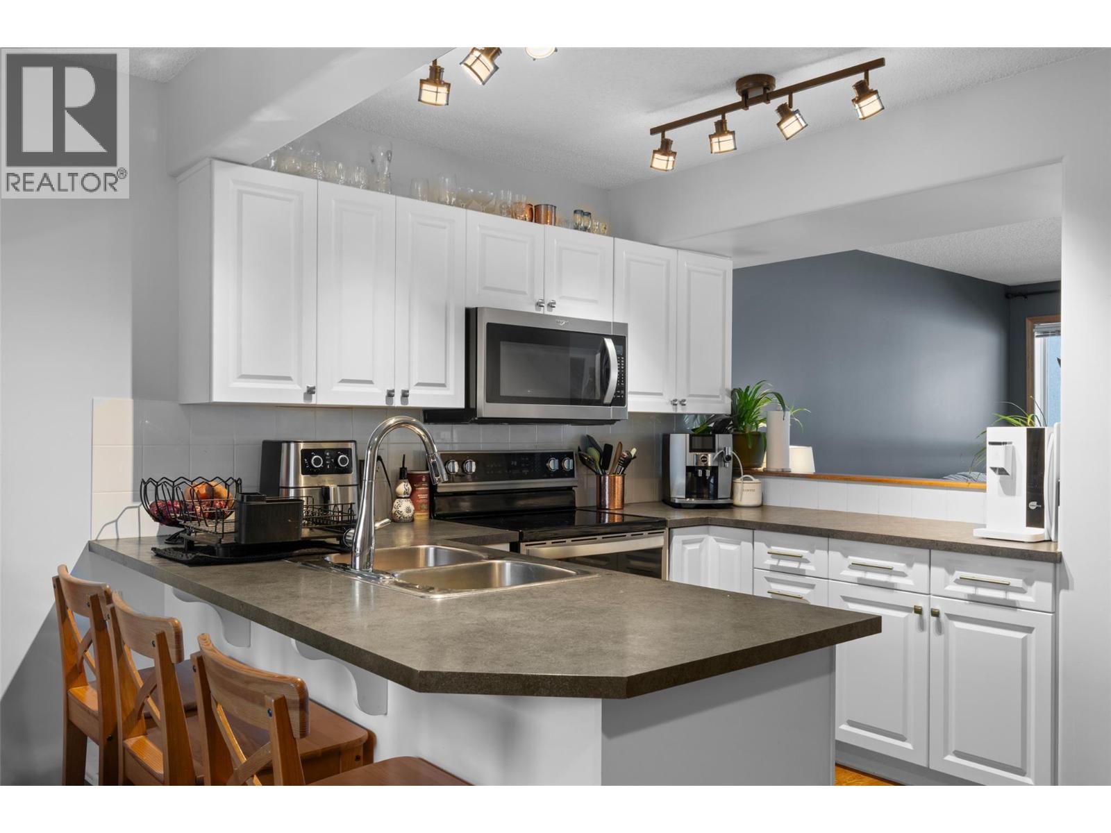 2120 SUN PEAKS Road Unit# 23 Sun Peaks Photo 20