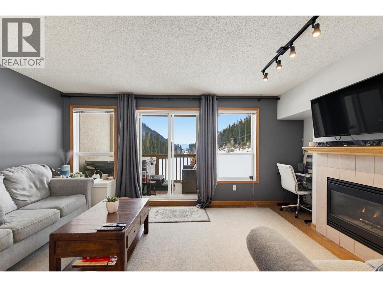 2120 SUN PEAKS Road Unit# 23 Sun Peaks Photo 4