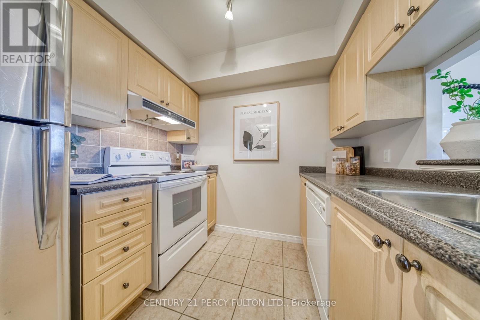 601 - 1200 The Esplanade Road N, Pickering, Ontario L1V 6V3 - Photo 8 - E12734186