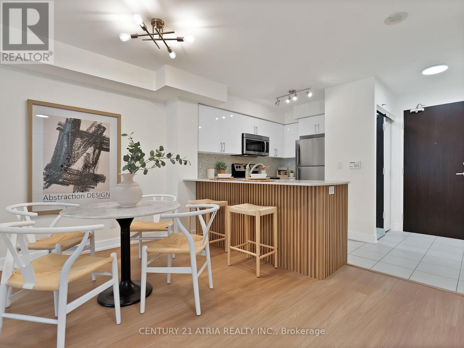 206 - 73 KING WILLIAM CRESCENT, Richmond Hill, Ontario