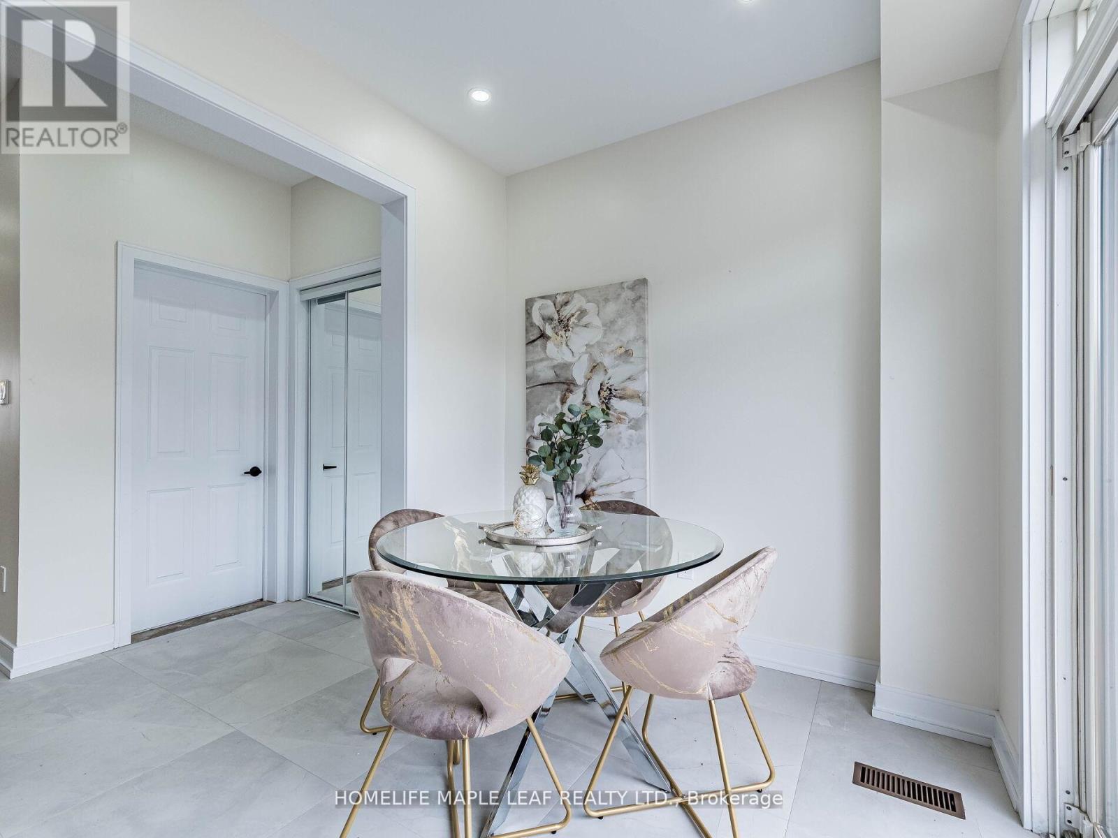 10 Eaglefield Gate, Brampton, Ontario  L7A 3S2 - Photo 19 - W12734156