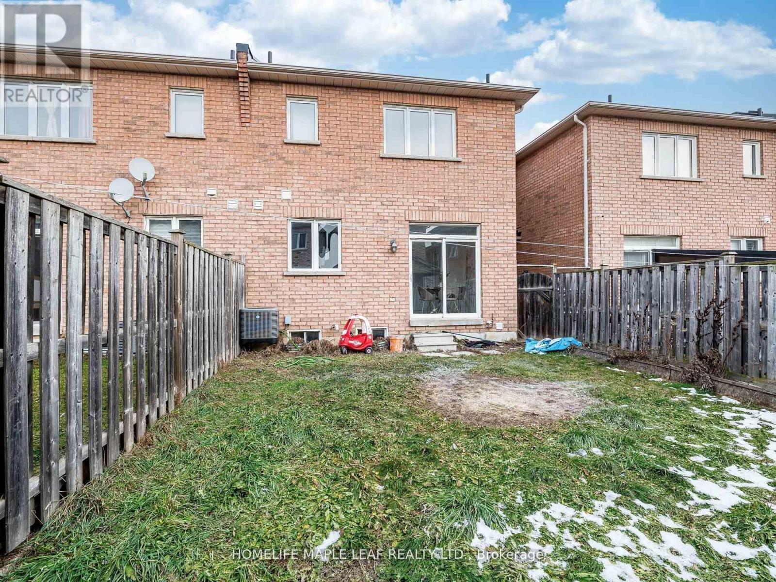 10 Eaglefield Gate, Brampton, Ontario  L7A 3S2 - Photo 46 - W12734156