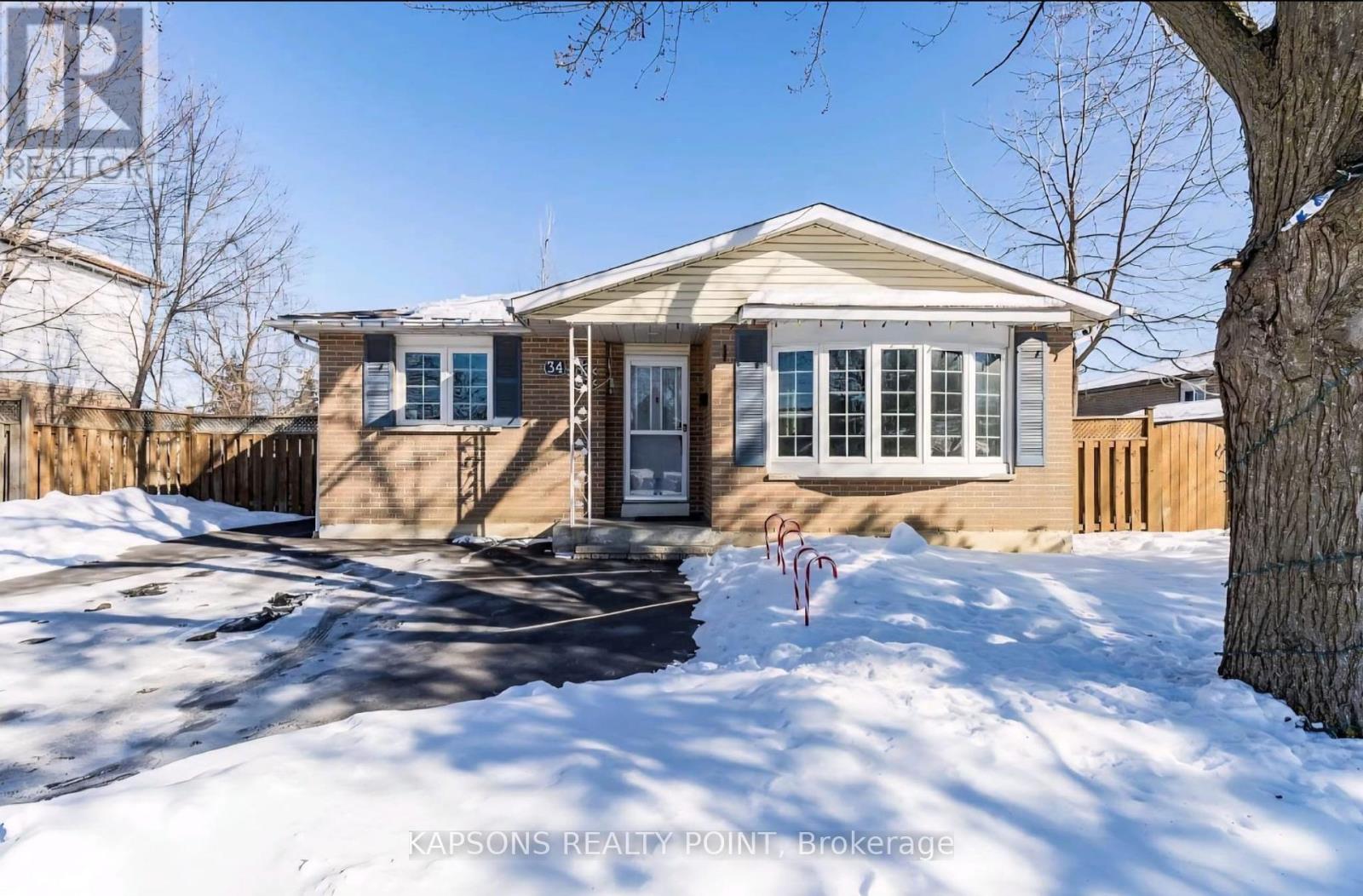 UPPER - 34 FINSBURY DRIVE, Brampton, Ontario