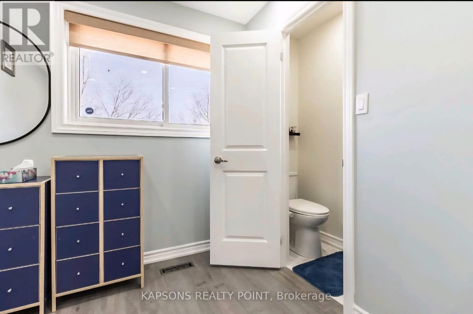 Upper - 34 Finsbury Drive, Brampton, Ontario  L6T 3P9 - Photo 23 - W12734184