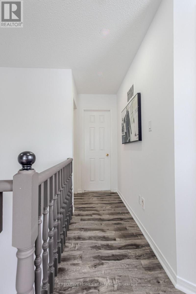 1192 Dream Crest Road, Mississauga, Ontario  L5V 1N7 - Photo 28 - W12734188