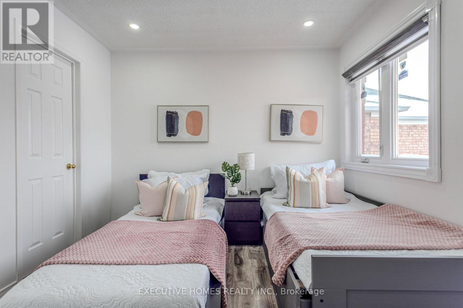 1192 Dream Crest Road, Mississauga, Ontario  L5V 1N7 - Photo 36 - W12734188