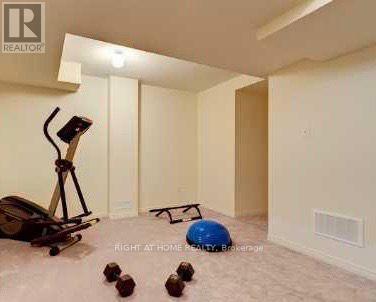 361 Aspendale Crescent, Mississauga, Ontario  L5W 0E7 - Photo 7 - W12734200