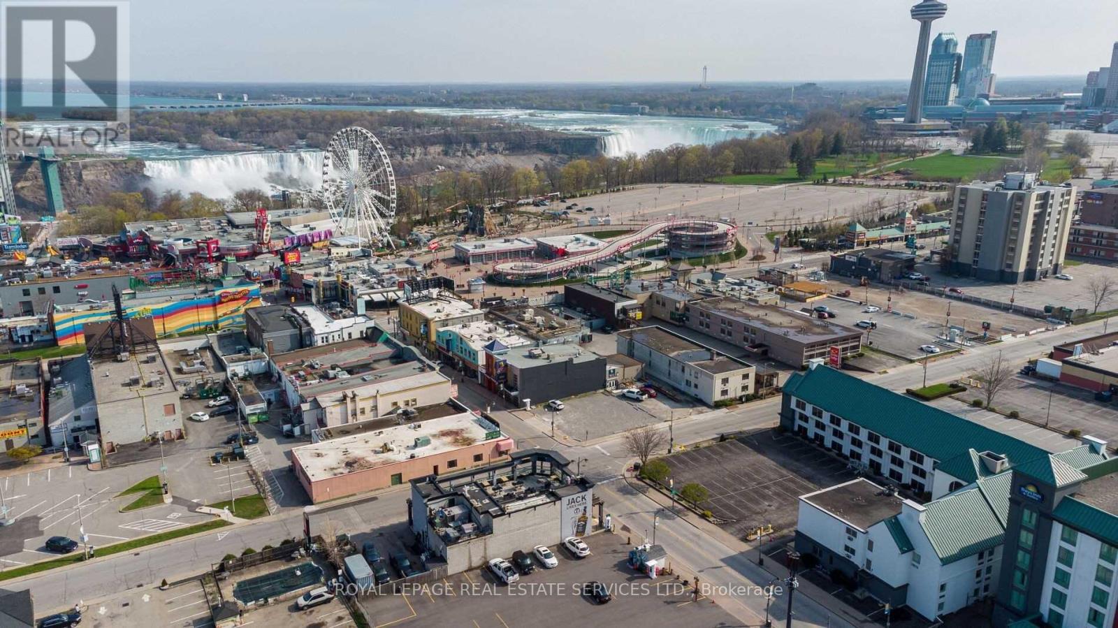 5043 CENTRE STREET, Niagara Falls, Ontario