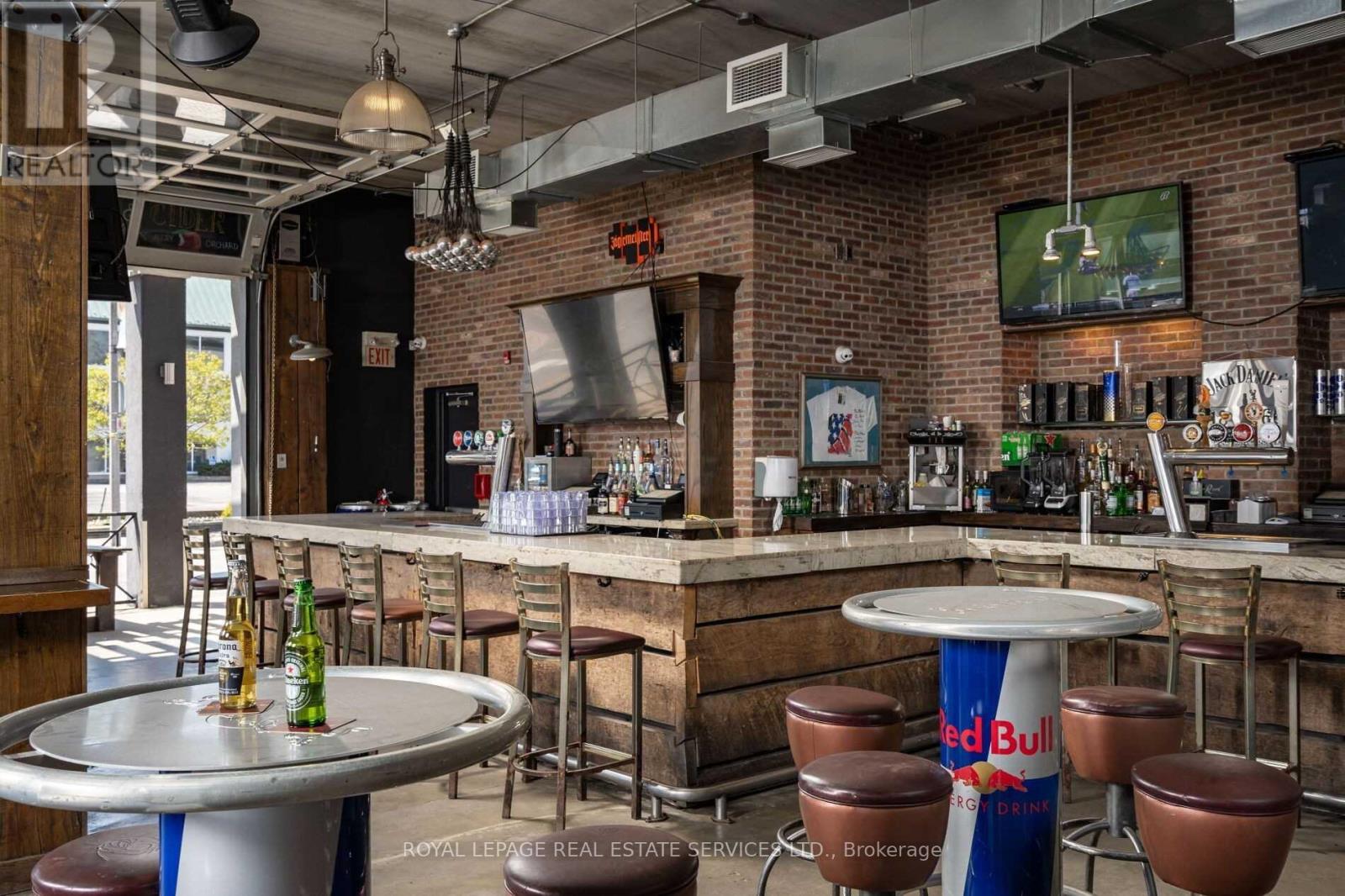 5043 Centre Street, Niagara Falls, Ontario  L2G 3N8 - Photo 11 - X12734154