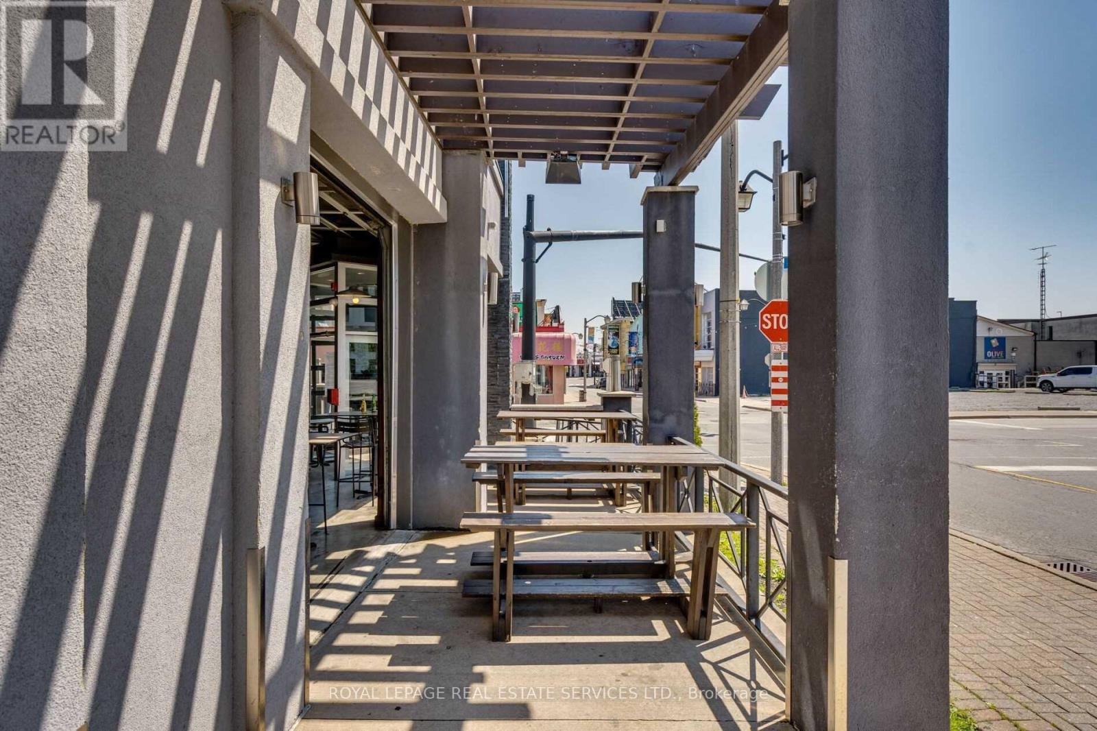 5043 Centre Street, Niagara Falls, Ontario  L2G 3N8 - Photo 19 - X12734154