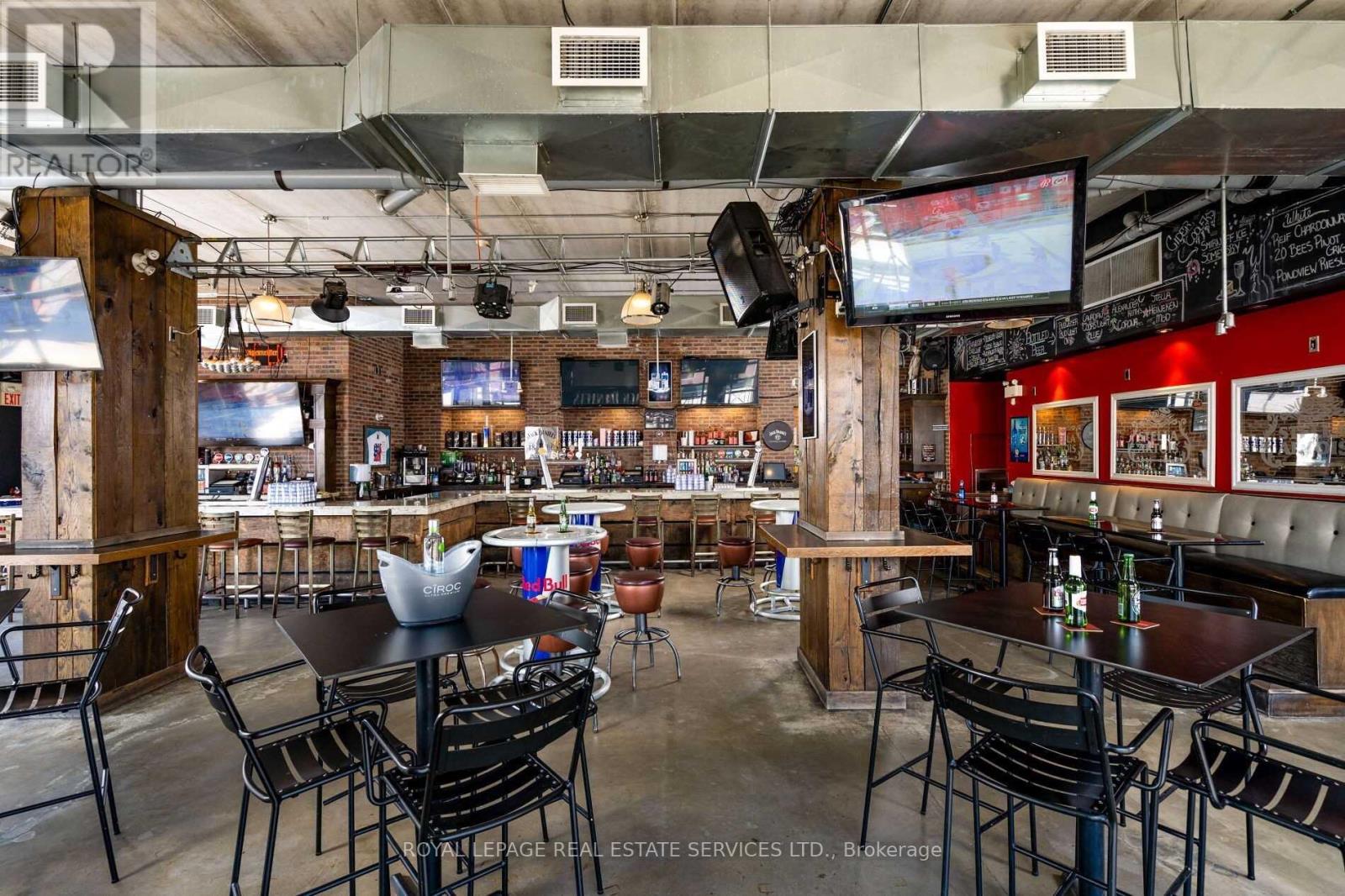 5043 Centre Street, Niagara Falls, Ontario  L2G 3N8 - Photo 4 - X12734154