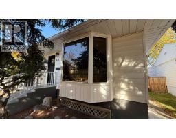 2153 9b Avenue S, Lethbridge, Alberta