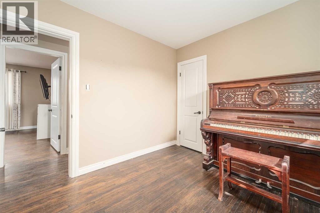 2153 9b Avenue S, Lethbridge, Alberta  T1J 1Y2 - Photo 17 - A2253765