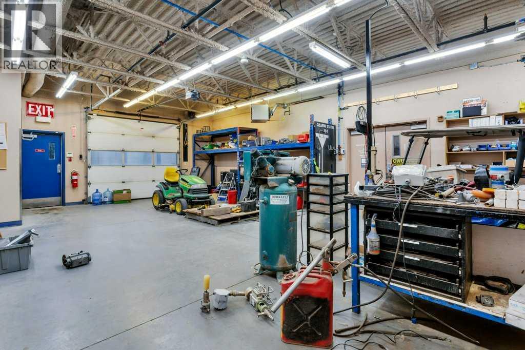 22 Mckenzie Drive, Rural Red Deer County, Alberta  T4S 2H4 - Photo 26 - A2282126