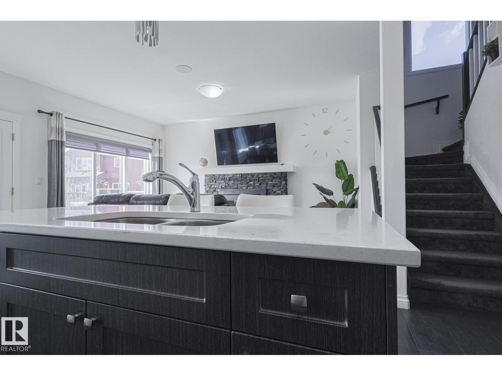 720 Charlesworth Wy Sw, Edmonton, Alberta  T6X 2E9 - Photo 16 - E4471232