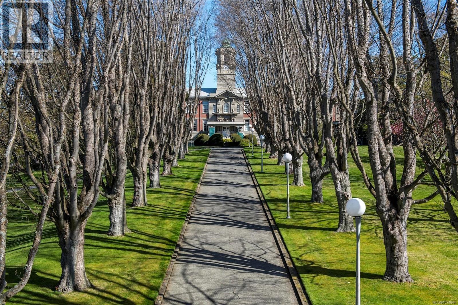 U5 3907 Cedar Hill Rd, Saanich, British Columbia  V8P 3Z8 - Photo 51 - 1024044