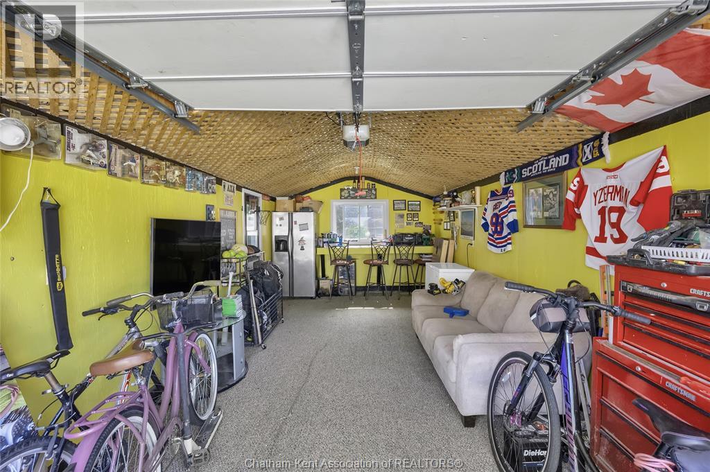 475 Broadway Street, Port Lambton, Ontario  N0P 2B0 - Photo 6 - 26000077