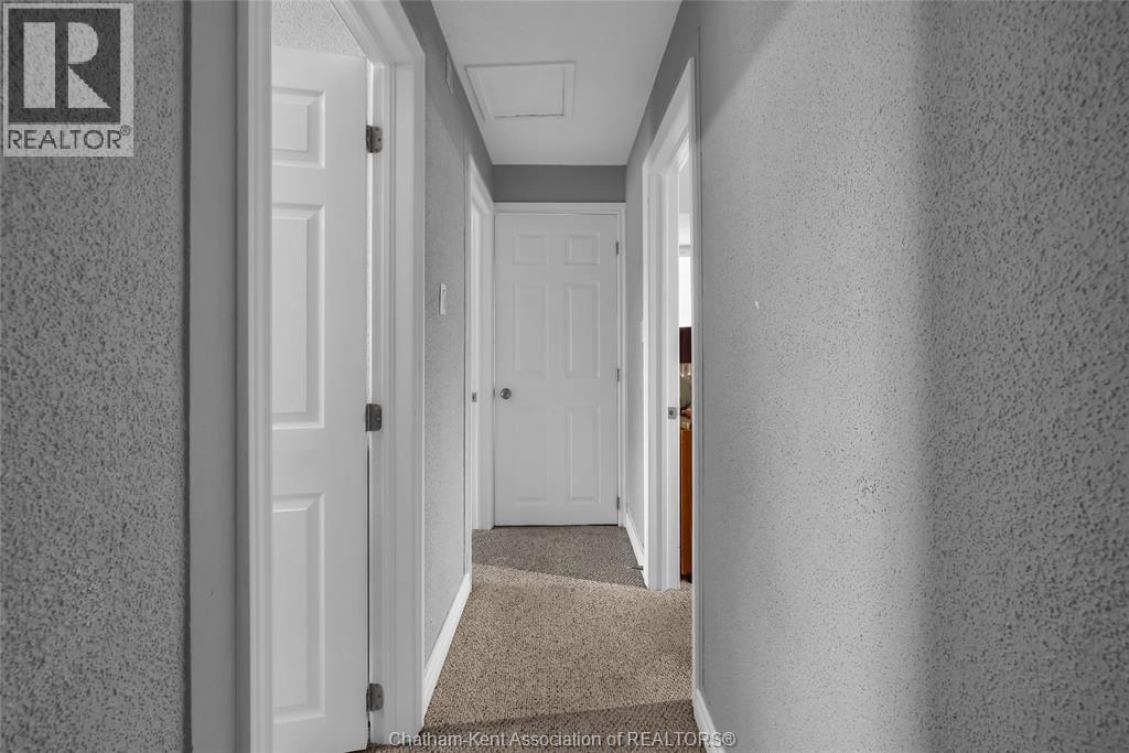 475 Broadway Street, Port Lambton, Ontario  N0P 2B0 - Photo 27 - 26000077