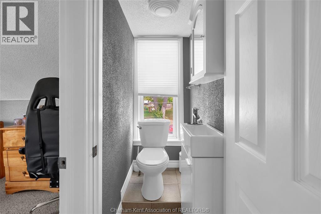 475 Broadway Street, Port Lambton, Ontario  N0P 2B0 - Photo 28 - 26000077