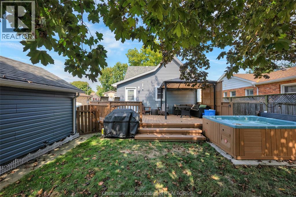 475 Broadway Street, Port Lambton, Ontario  N0P 2B0 - Photo 40 - 26000077