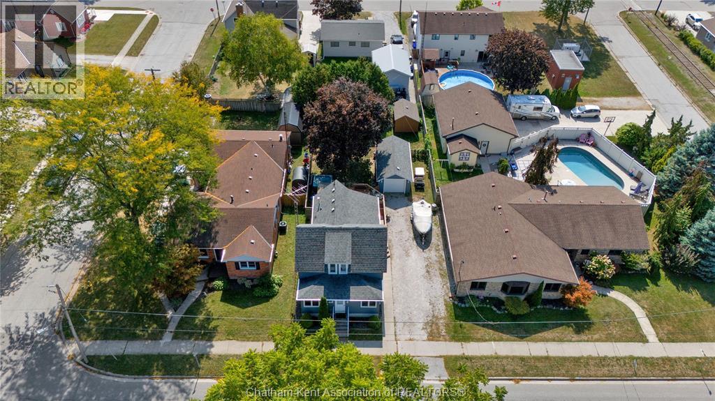 475 Broadway Street, Port Lambton, Ontario  N0P 2B0 - Photo 47 - 26000077