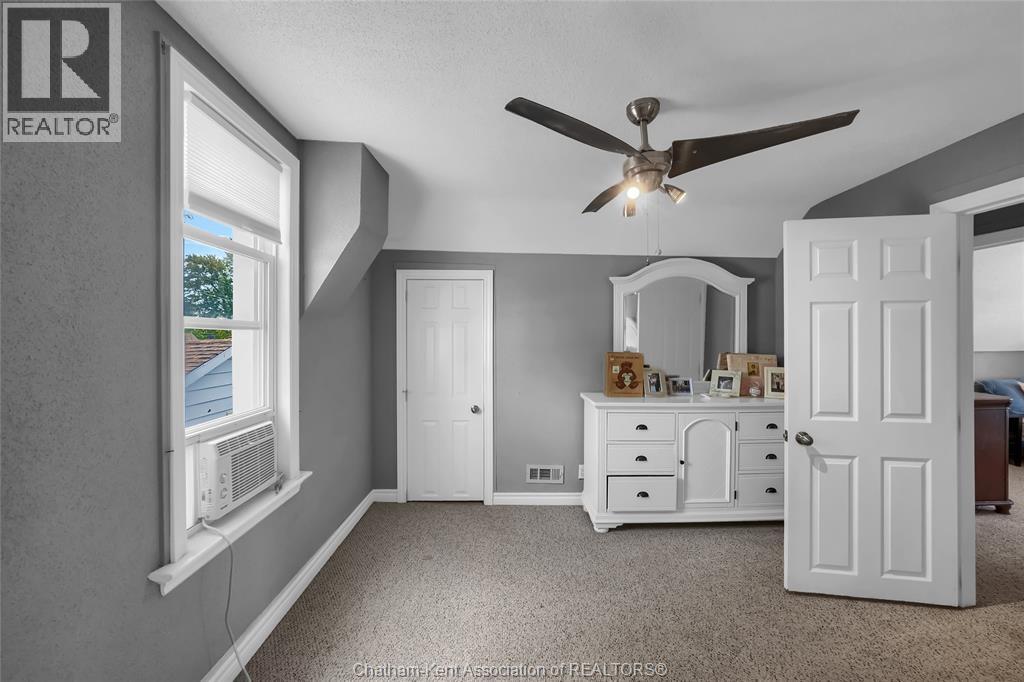 475 Broadway Street, Port Lambton, Ontario  N0P 2B0 - Photo 32 - 26000077