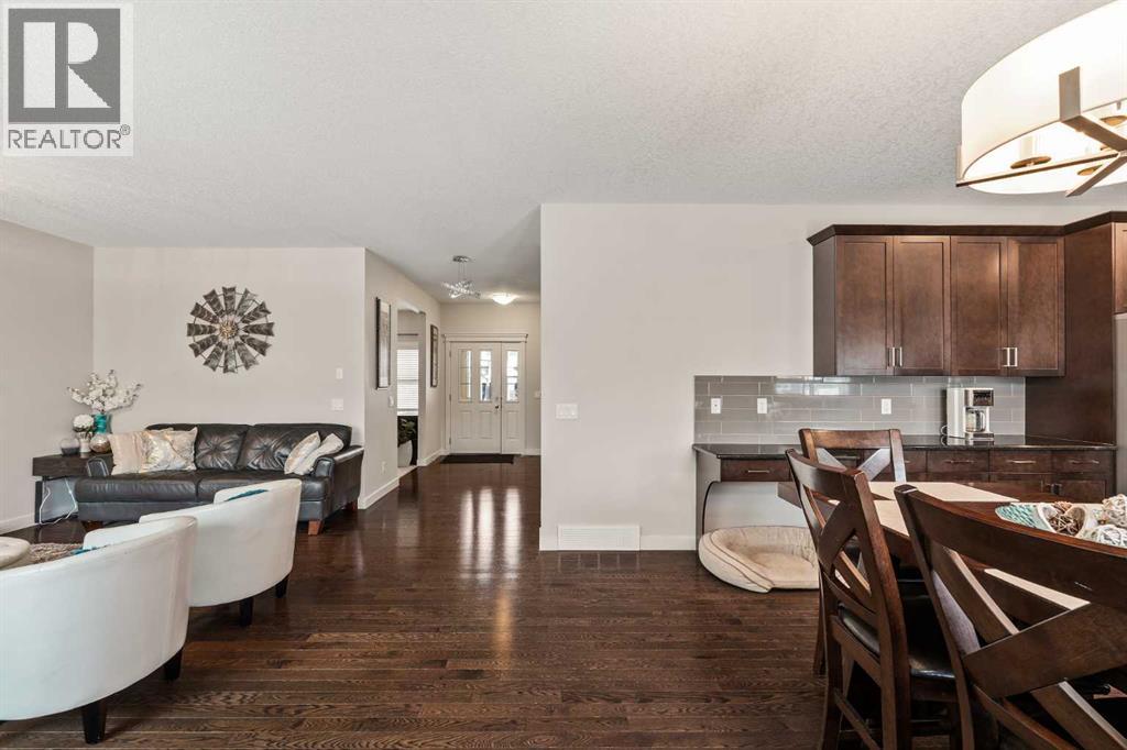 6 Crestridge Mews Sw, Calgary, Alberta  T3B 0M1 - Photo 7 - A2273471