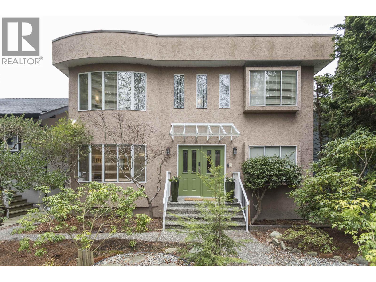 2945 W 12th Avenue, Vancouver, British Columbia  V6K 2R2 - Photo 2 - R3083843