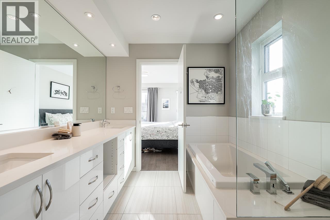 1865 Adanac Street, Vancouver, British Columbia  V5L 2E1 - Photo 11 - R3083942