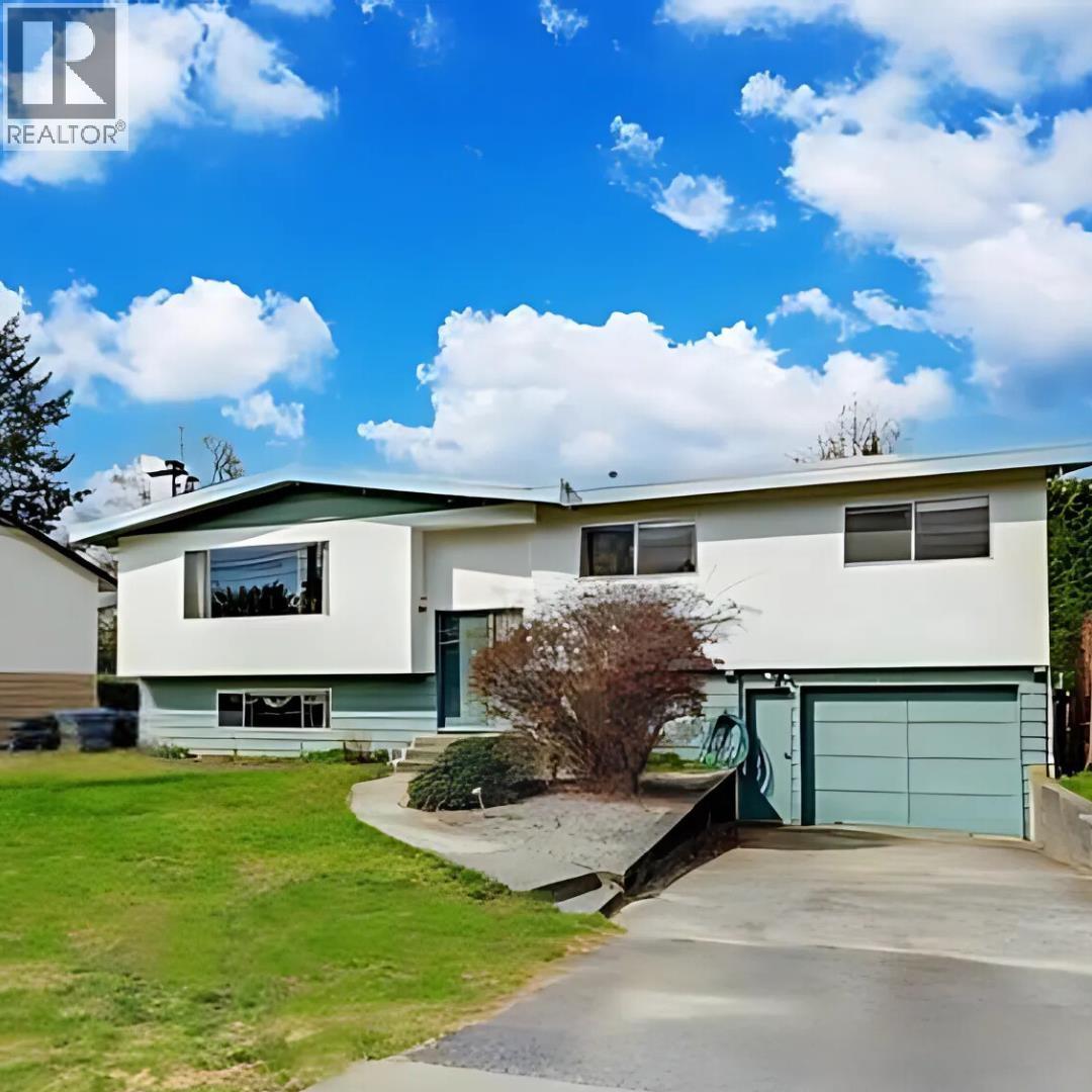 3561 YORK STREET, Port Coquitlam, British Columbia