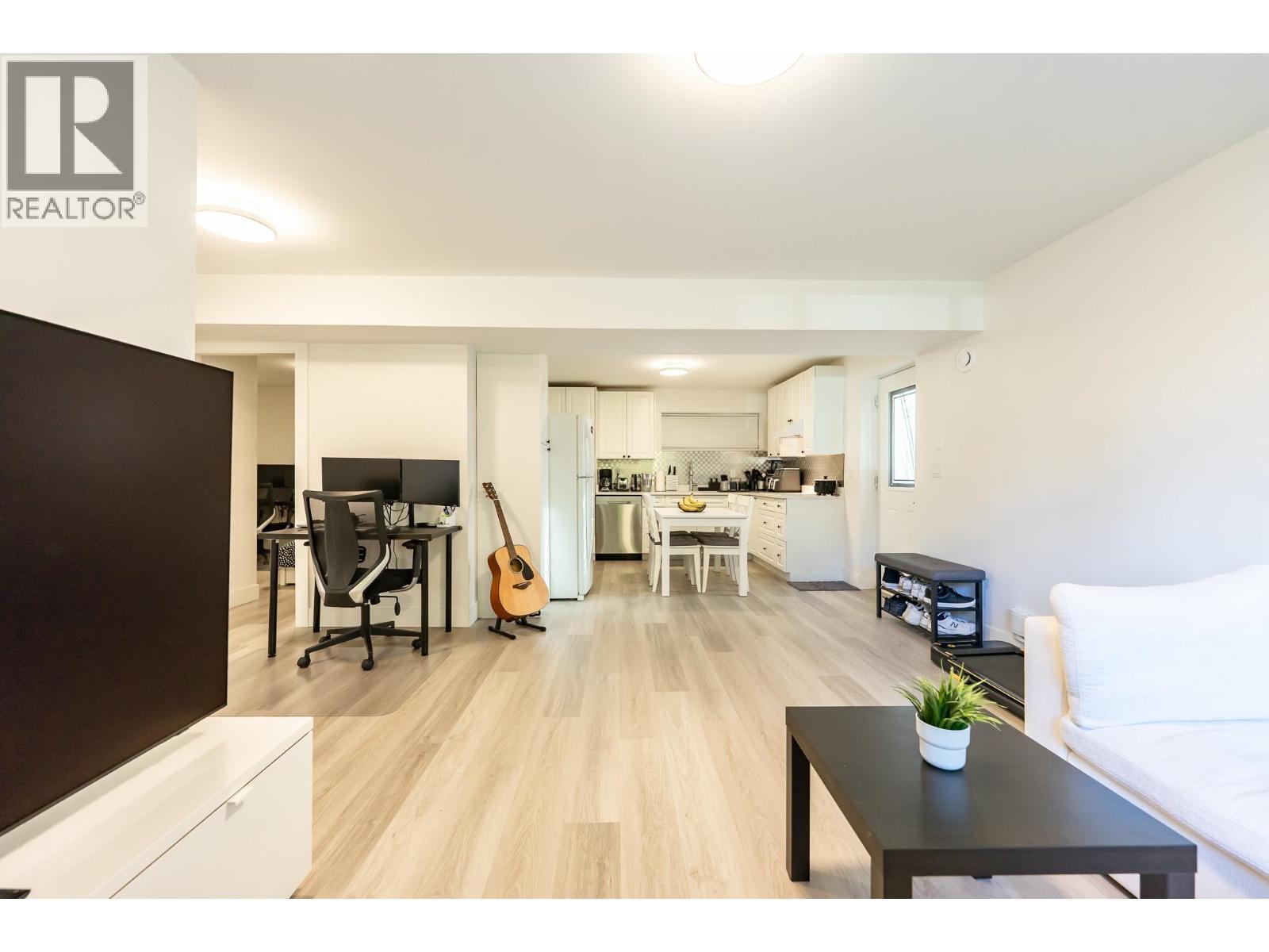 Garden Suite-4605 Prime Street, North Vancouver, British Columbia  V7K 2R5 - Photo 10 - R3083963