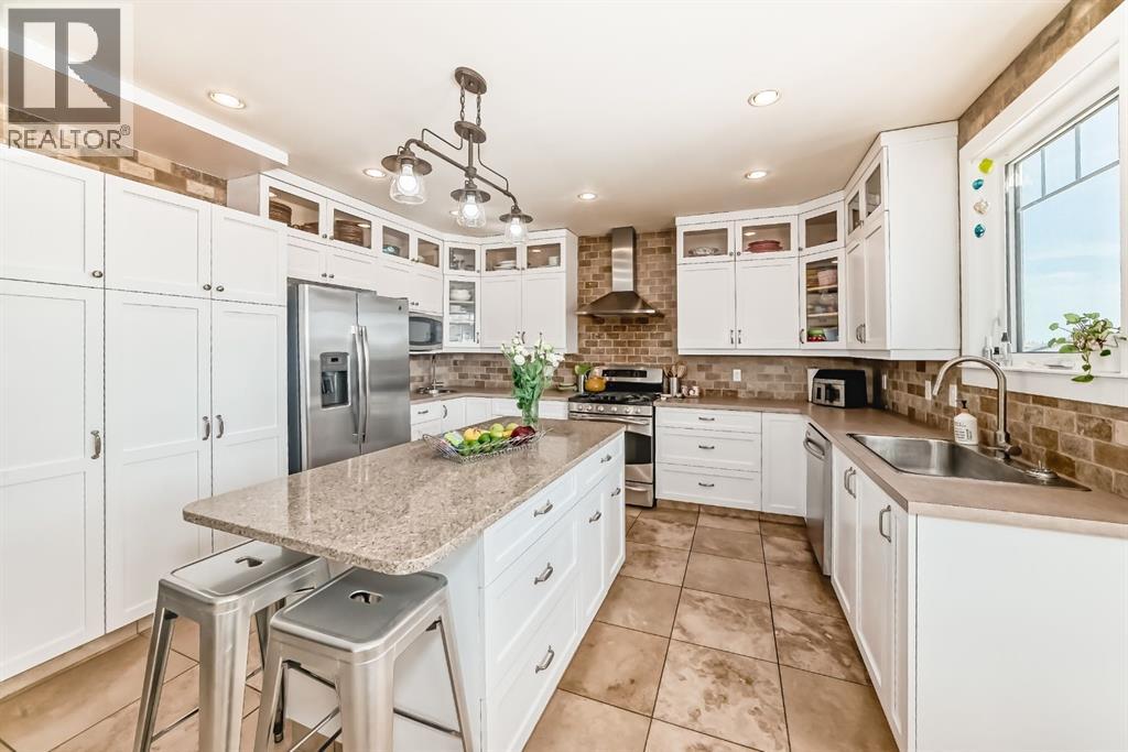 340 Tartan Circle W, Lethbridge, Alberta  T1J 0Z1 - Photo 4 - A2228153