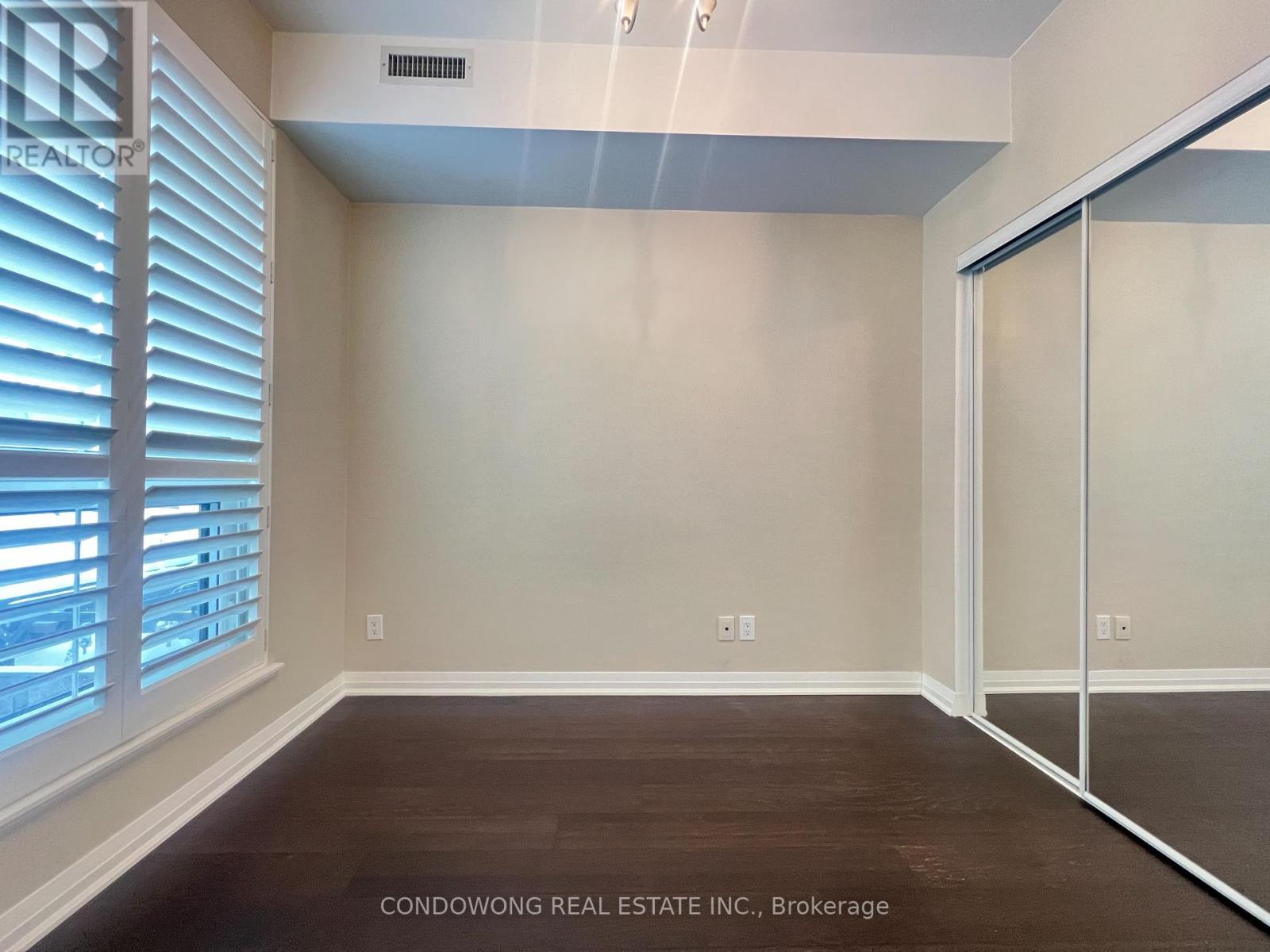 327 - 8 Mercer Street, Toronto, Ontario  M5V 0C4 - Photo 13 - C12734218