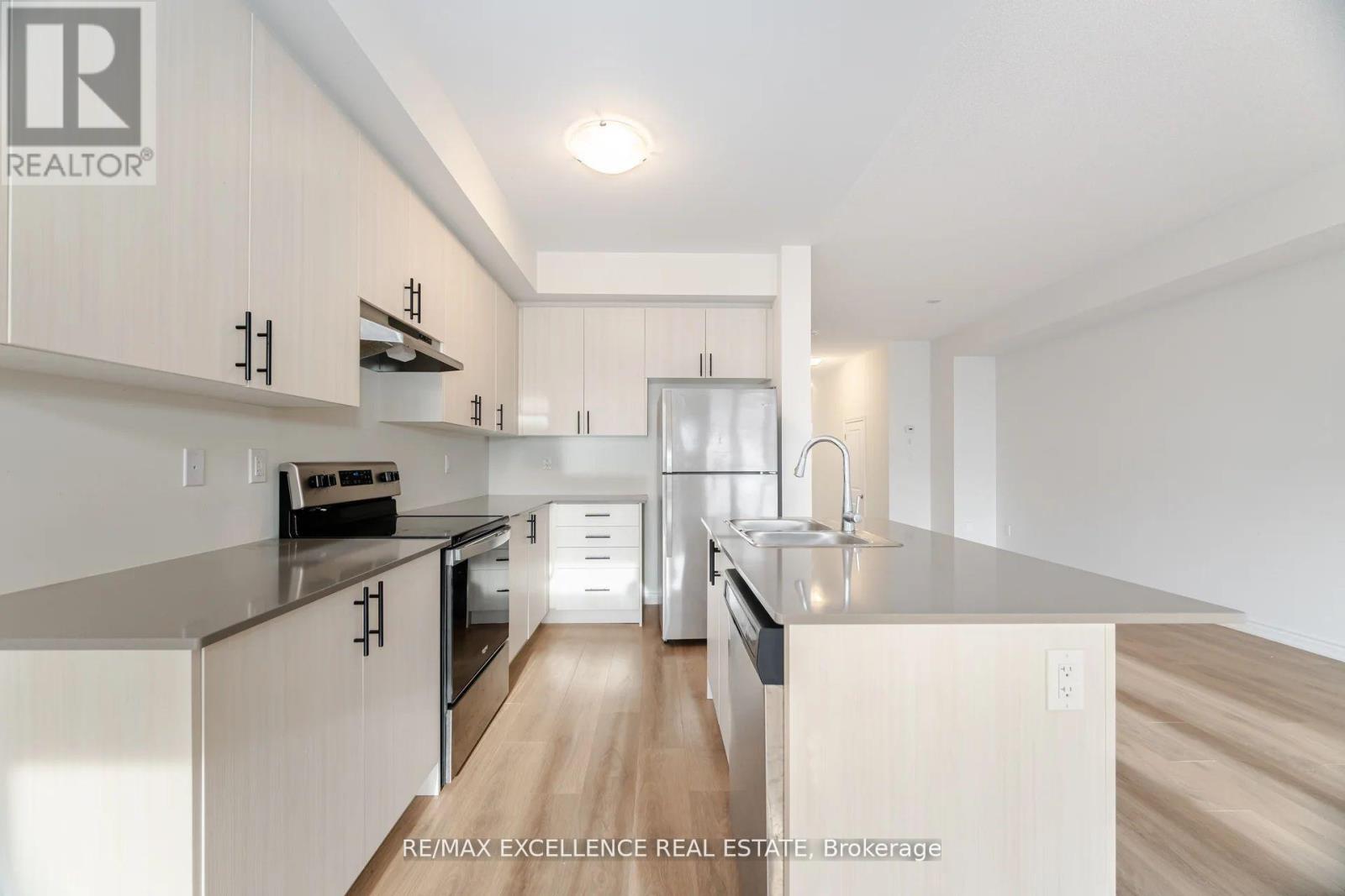 300 Okanagan Path, Oshawa, Ontario  L1H 0A7 - Photo 11 - E12734234