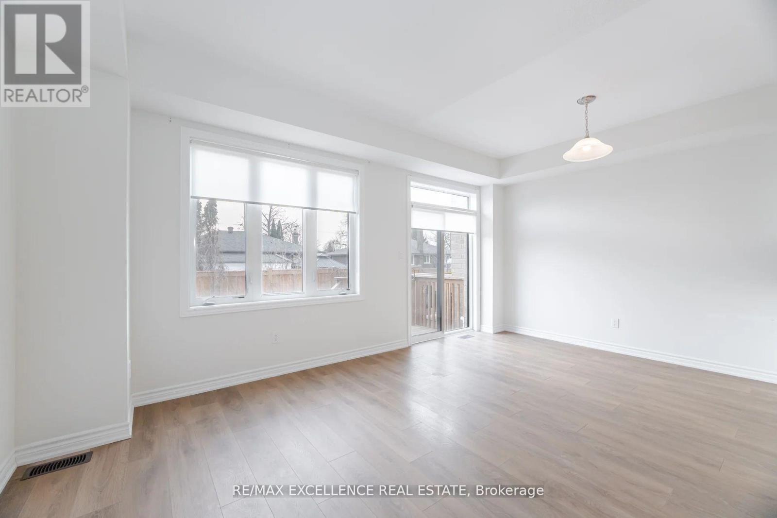 300 Okanagan Path, Oshawa, Ontario  L1H 0A7 - Photo 14 - E12734234