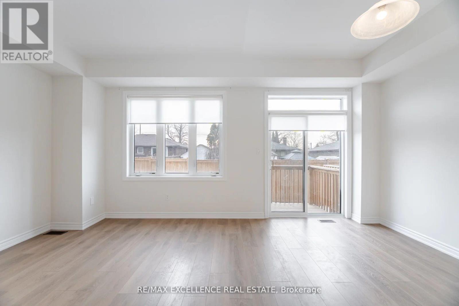 300 Okanagan Path, Oshawa, Ontario  L1H 0A7 - Photo 15 - E12734234