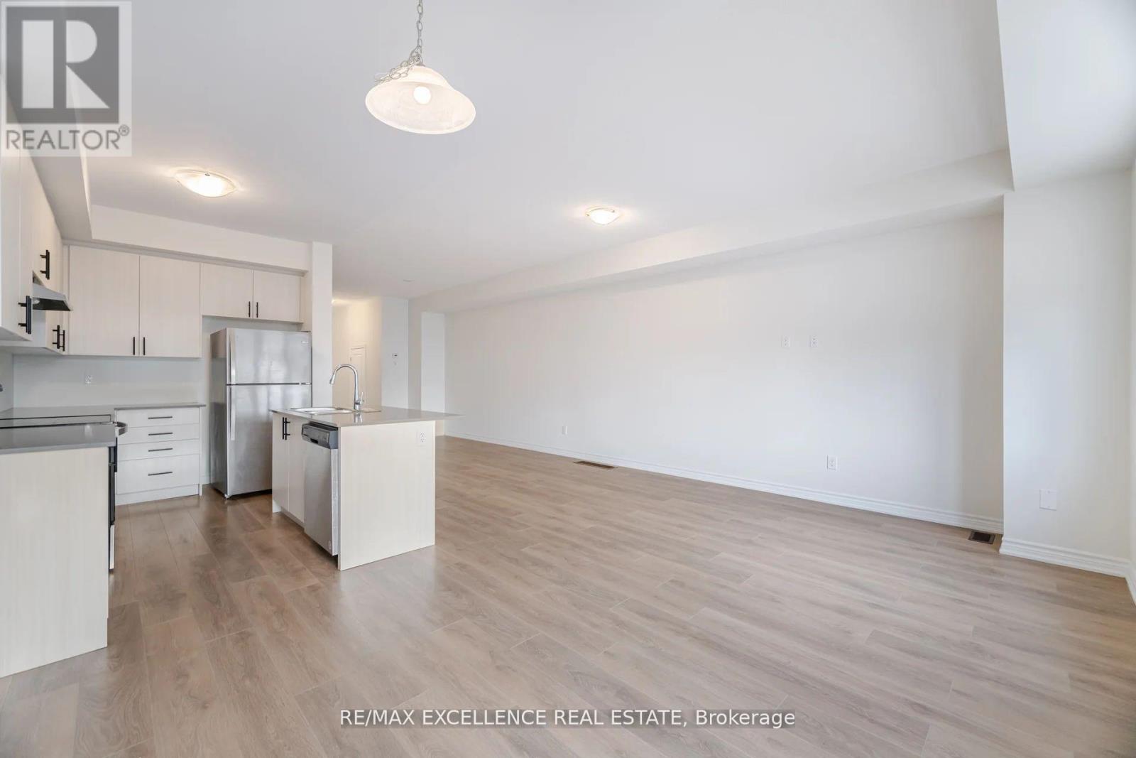 300 Okanagan Path, Oshawa, Ontario  L1H 0A7 - Photo 17 - E12734234