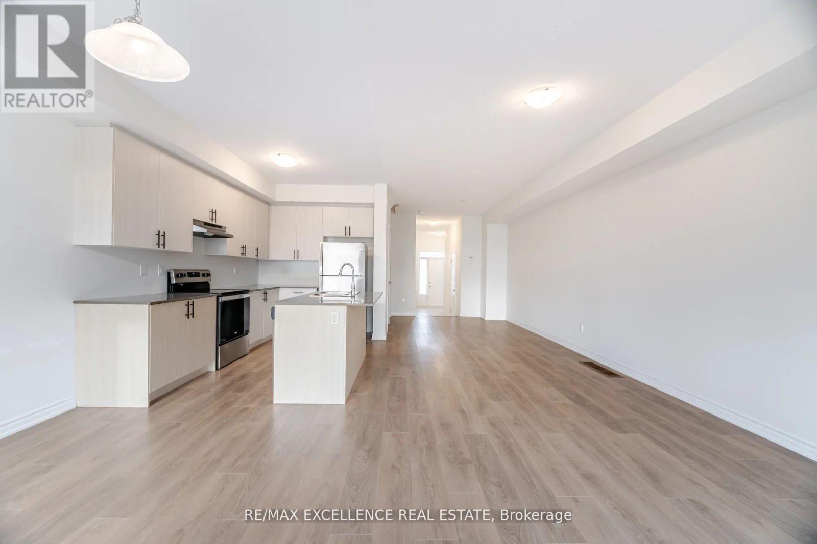 300 Okanagan Path, Oshawa, Ontario  L1H 0A7 - Photo 18 - E12734234