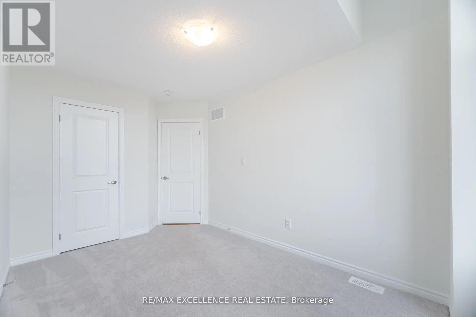 300 Okanagan Path, Oshawa, Ontario  L1H 0A7 - Photo 32 - E12734234