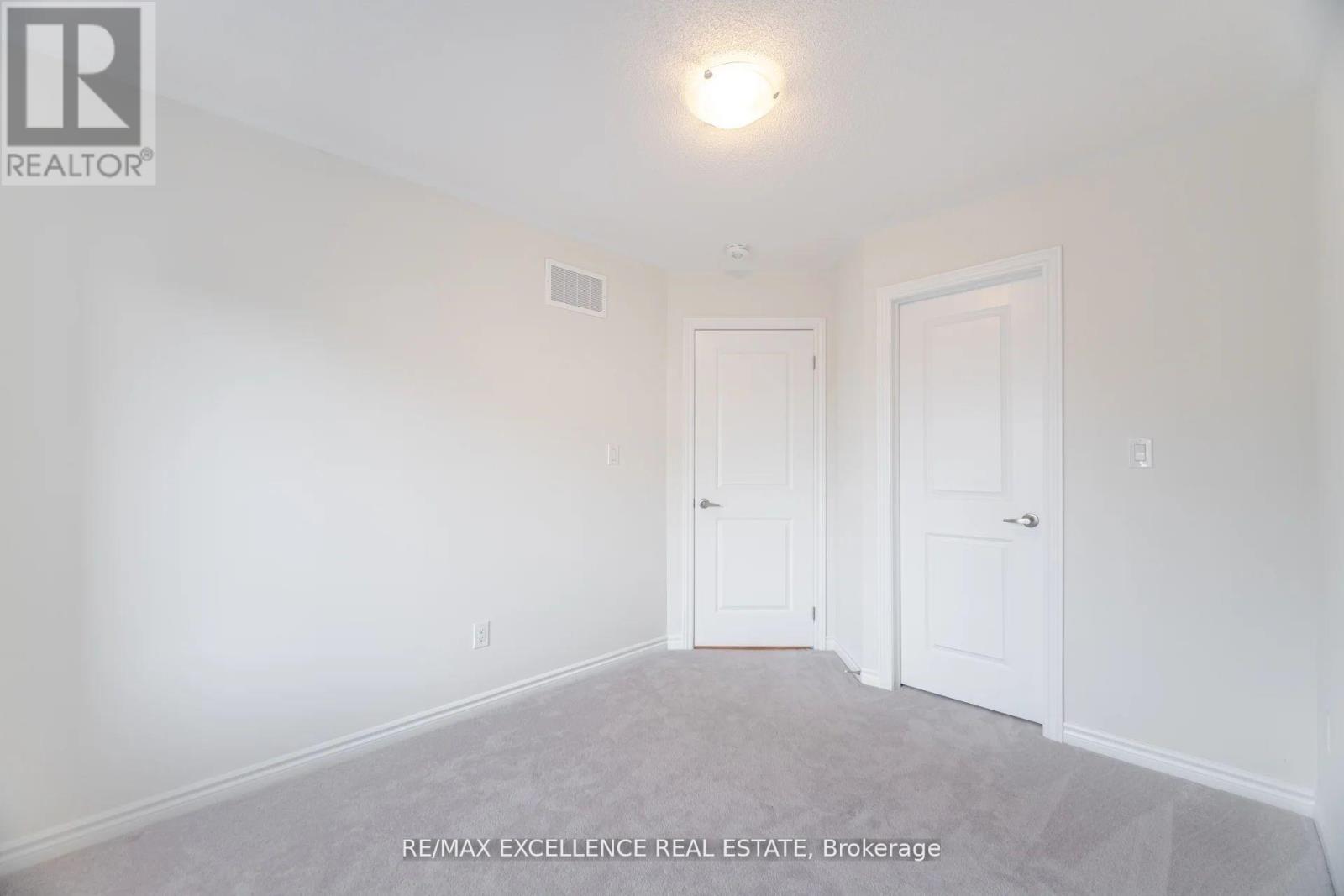 300 Okanagan Path, Oshawa, Ontario  L1H 0A7 - Photo 34 - E12734234