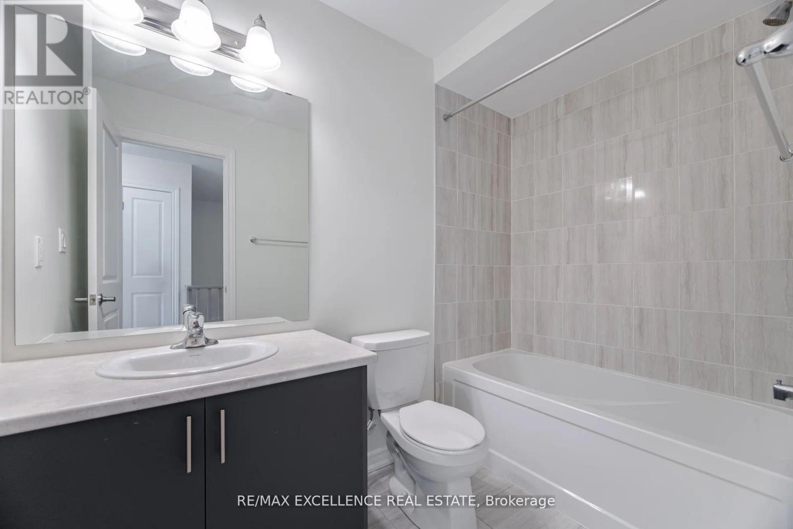 300 Okanagan Path, Oshawa, Ontario  L1H 0A7 - Photo 35 - E12734234