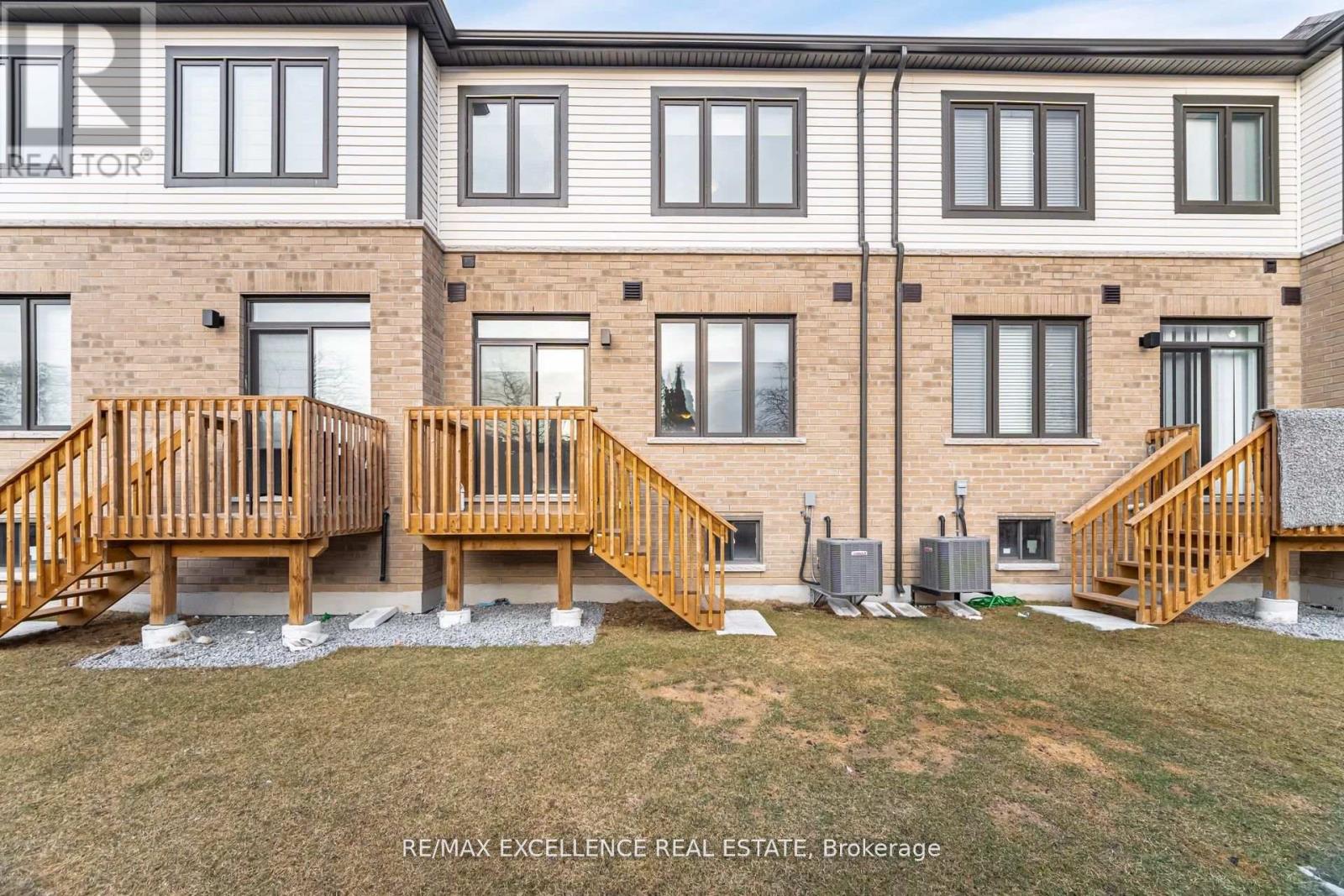 300 Okanagan Path, Oshawa, Ontario  L1H 0A7 - Photo 38 - E12734234
