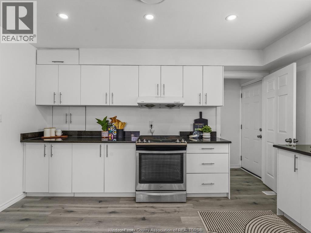 1457 S Cameron Boulevard, Windsor, Ontario  N9B 3C8 - Photo 12 - 26002050