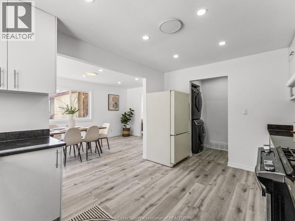 1457 S Cameron Boulevard, Windsor, Ontario  N9B 3C8 - Photo 13 - 26002050