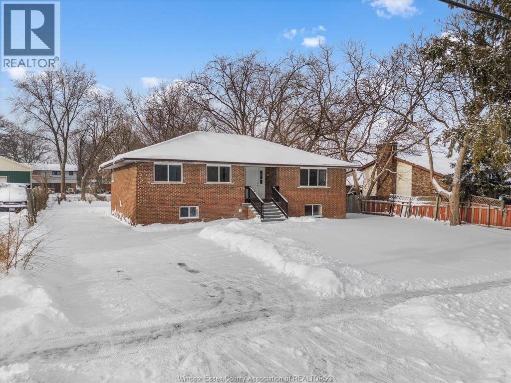 1457 S Cameron Boulevard, Windsor, Ontario  N9B 3C8 - Photo 44 - 26002050