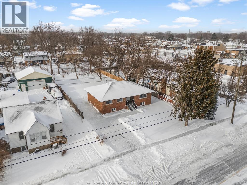 1457 S Cameron Boulevard, Windsor, Ontario  N9B 3C8 - Photo 46 - 26002050