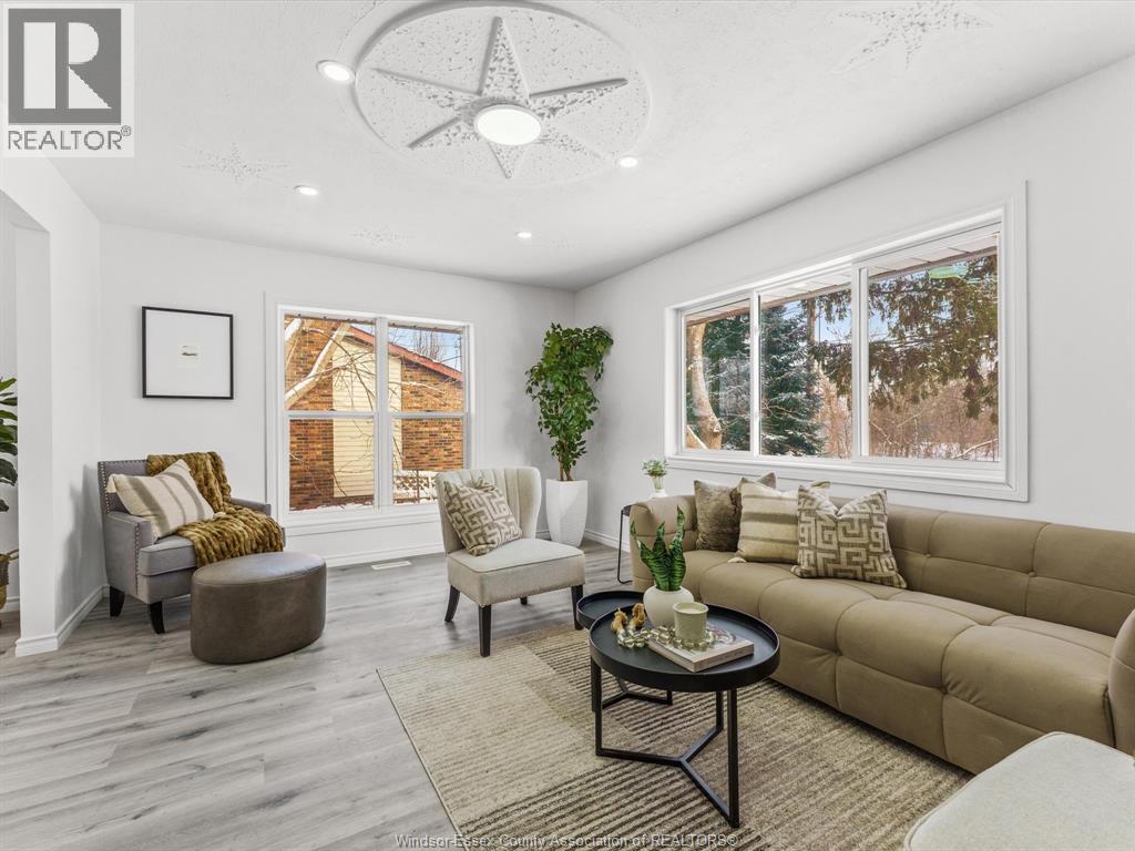 1457 S Cameron Boulevard, Windsor, Ontario  N9B 3C8 - Photo 7 - 26002050